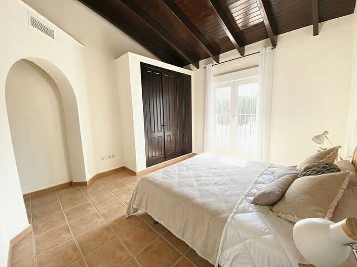 Image No.5-3 Bed Villa for sale