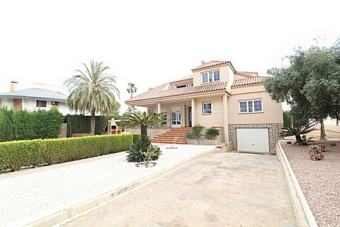 Image No.8-4 Bed Villa for sale