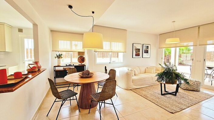 Image No.3-Villa de 4 chambres à vendre à Lorca