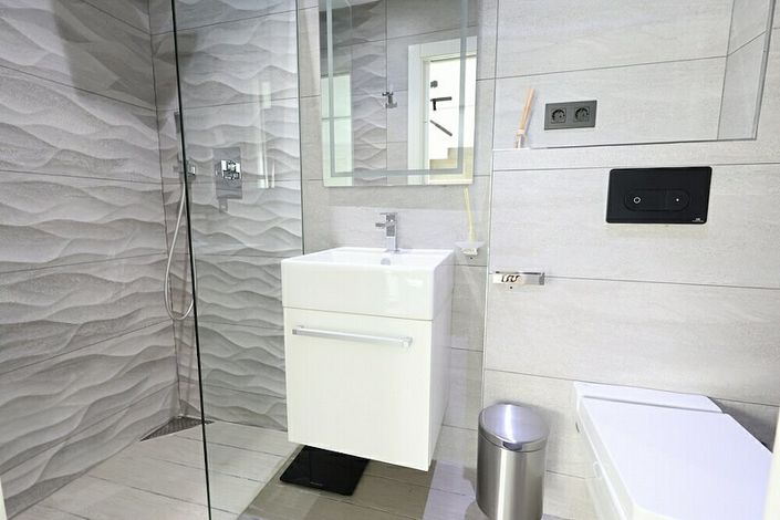 Image No.6-5 Bed Villa for sale