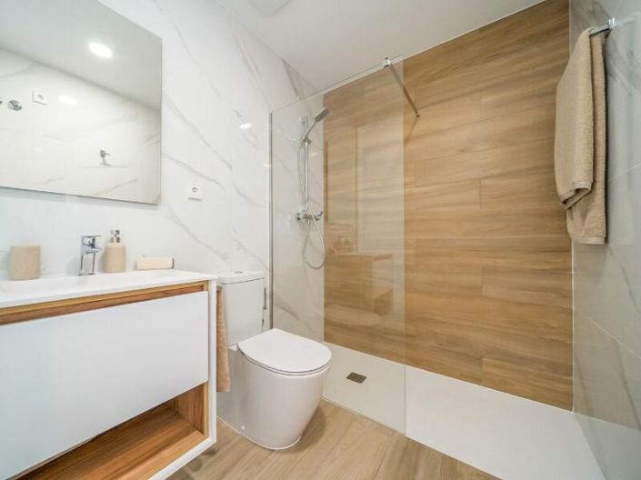 Image No.8-2 Bed Apartment for sale