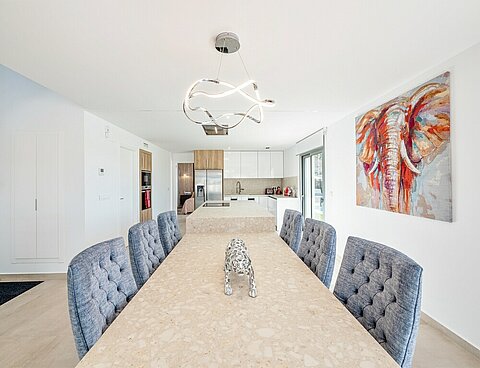 Image No.3-4 Bed Villa for sale