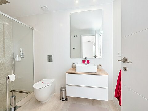 Image No.5-4 Bed Villa for sale