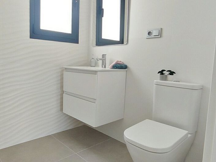 Image No.8-3 Bed Villa for sale