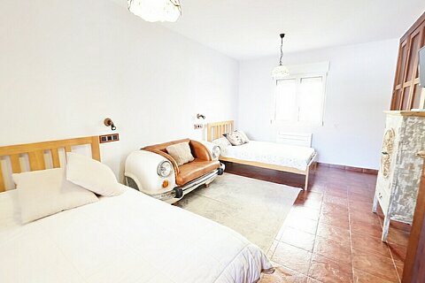 Image No.4-Villa de 4 chambres à vendre à Villamartin