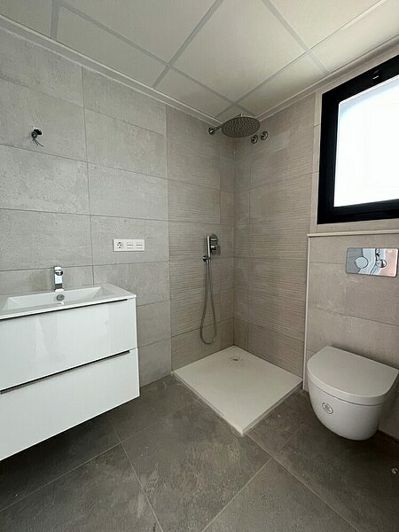 Image No.5-3 Bed Villa for sale