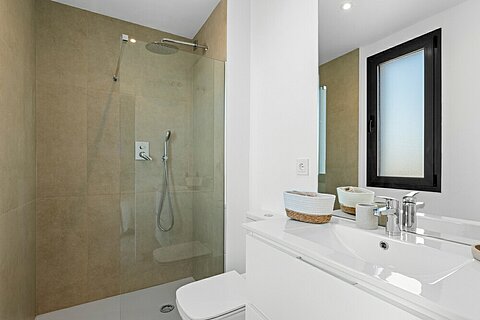 Image No.6-2 Bed Apartment for sale