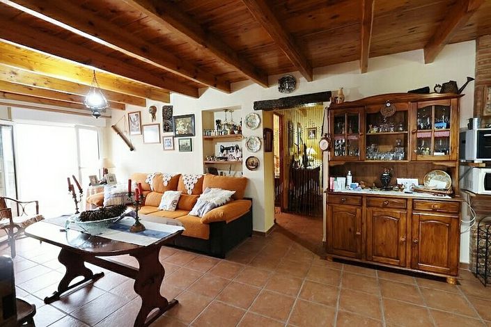 Image No.3-5 Bed Villa for sale