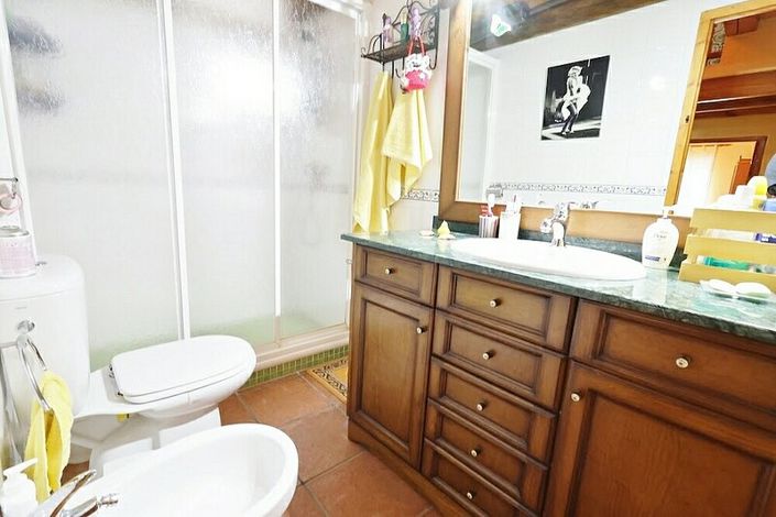 Image No.6-5 Bed Villa for sale