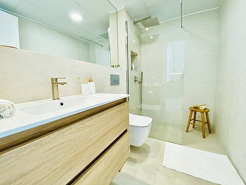 Image No.7-2 Bed Apartment for sale