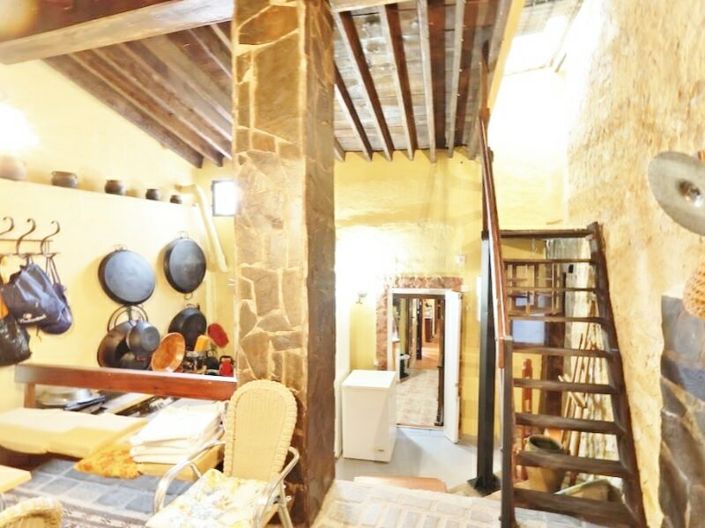 Image No.9-5 Bed Villa for sale