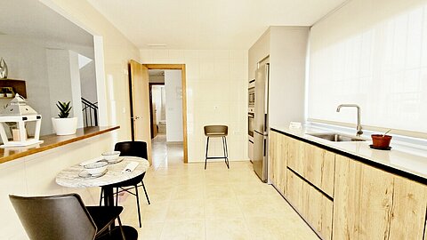 Image No.3-3 Bed Villa for sale