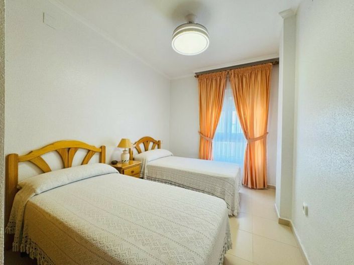 Image No.4-4 Bed Apartment for sale