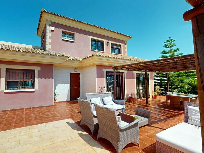 Image No.16-5 Bed Villa for sale