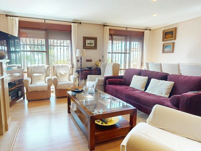 Image No.4-5 Bed Villa for sale