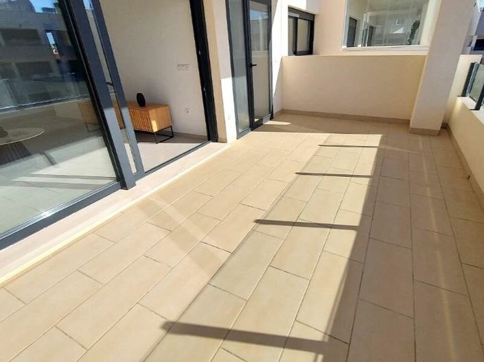 Image No.6-2 Bed Villa for sale