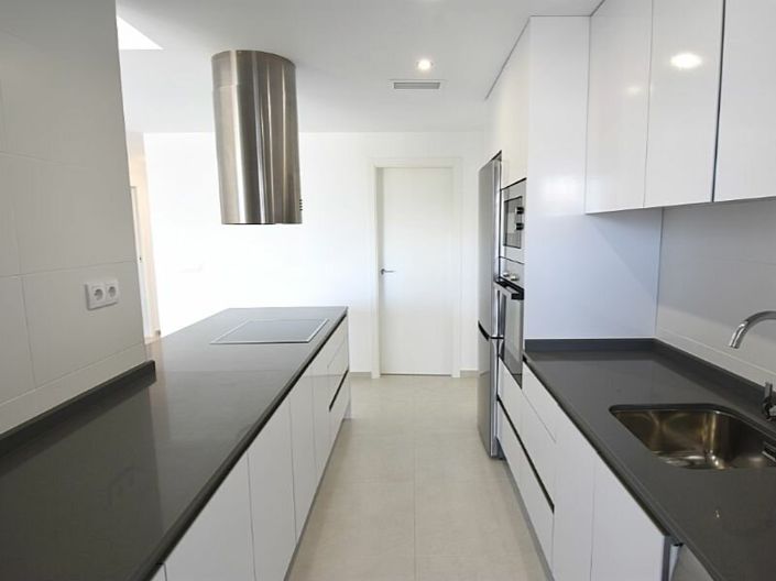 Image No.9-2 Bed Villa for sale