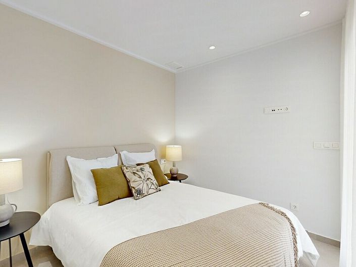 Image No.15-3 Bed Penthouse for sale