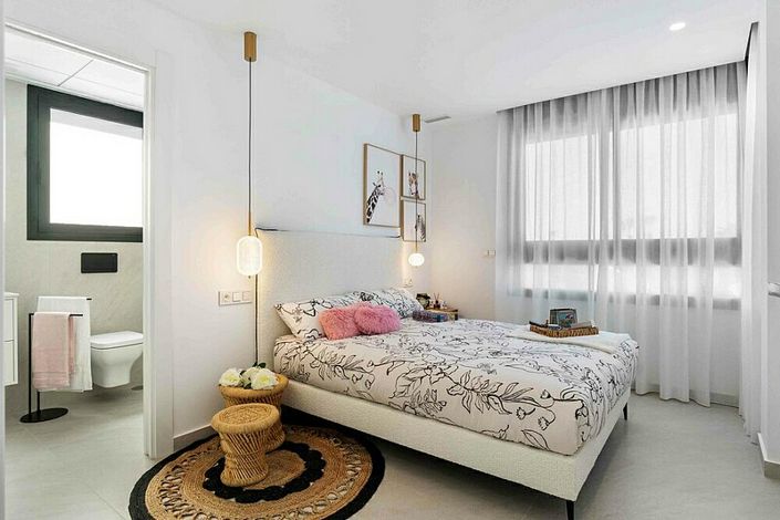 Image No.5-3 Bed Villa for sale