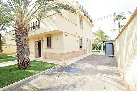 Image No.7-4 Bed Villa for sale