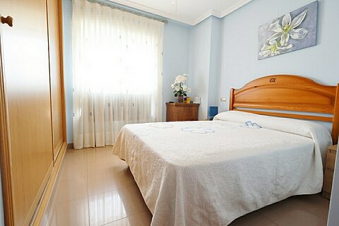 Image No.4-2 Bed Apartment for sale