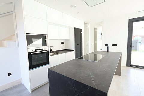 Image No.3-3 Bed Villa for sale