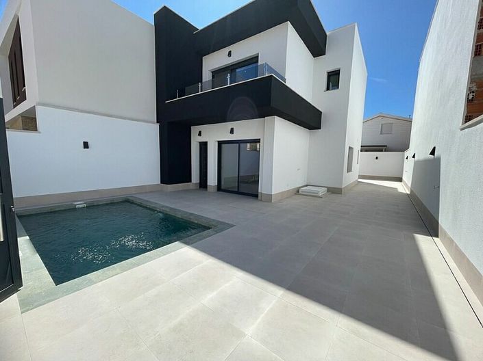 Image No.16-3 Bed Villa for sale