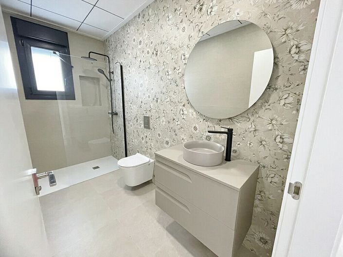 Image No.6-3 Bed Villa for sale