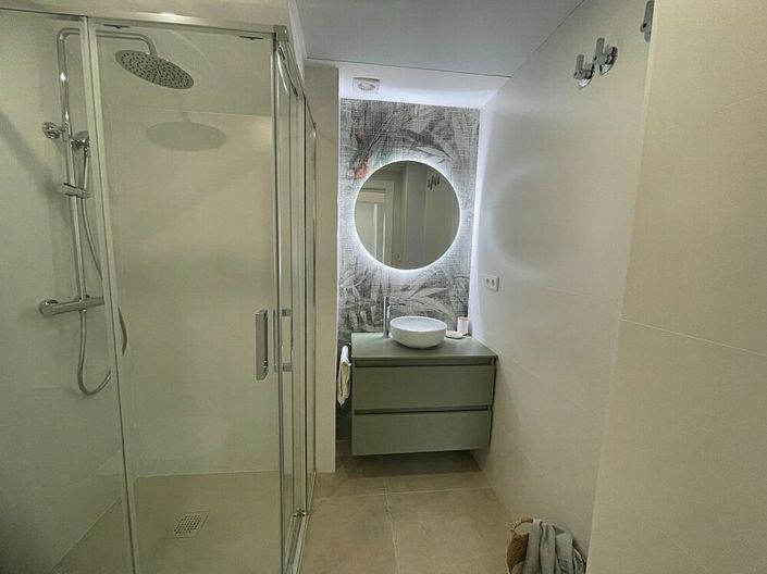 Image No.8-3 Bed Villa for sale