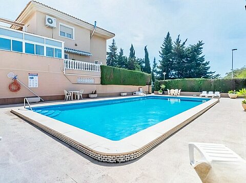 Image No.1-3 Bed Villa for sale