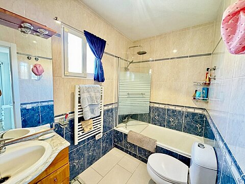 Image No.5-3 Bed Villa for sale