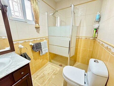 Image No.7-3 Bed Villa for sale