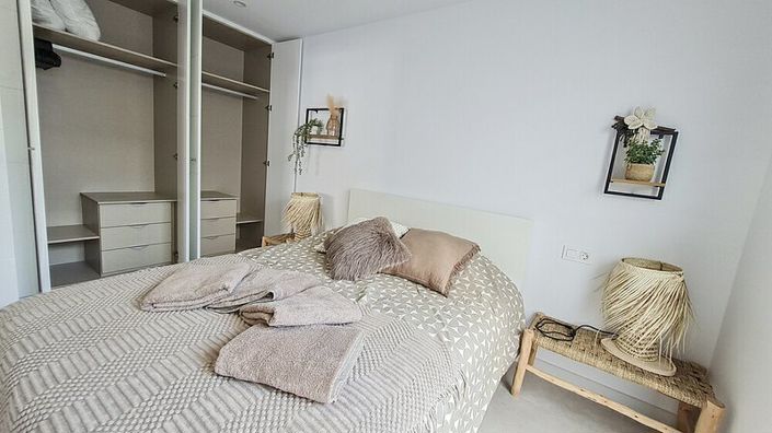 Image No.5-3 Bed Villa for sale