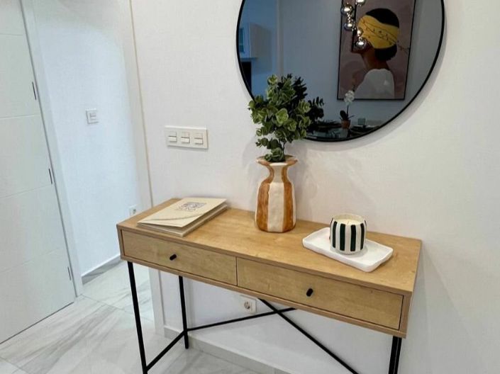 Image No.11-2 Bed Apartment for sale