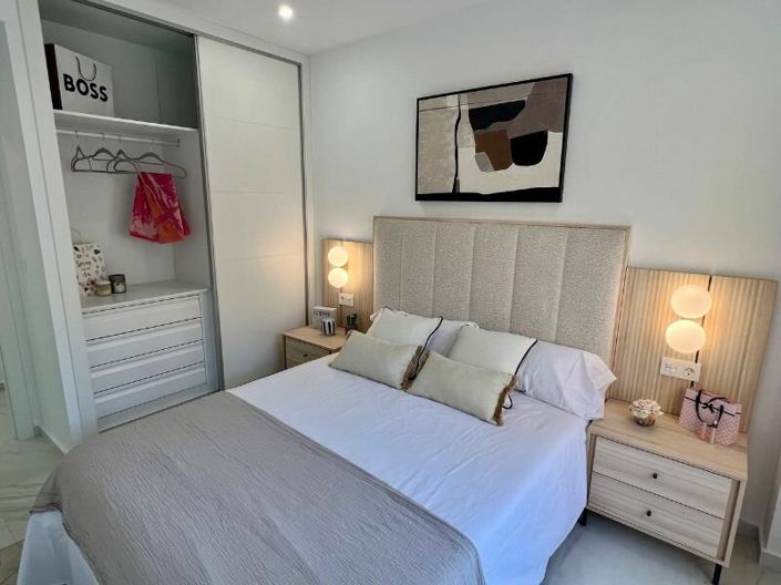 Image No.13-2 Bed Apartment for sale