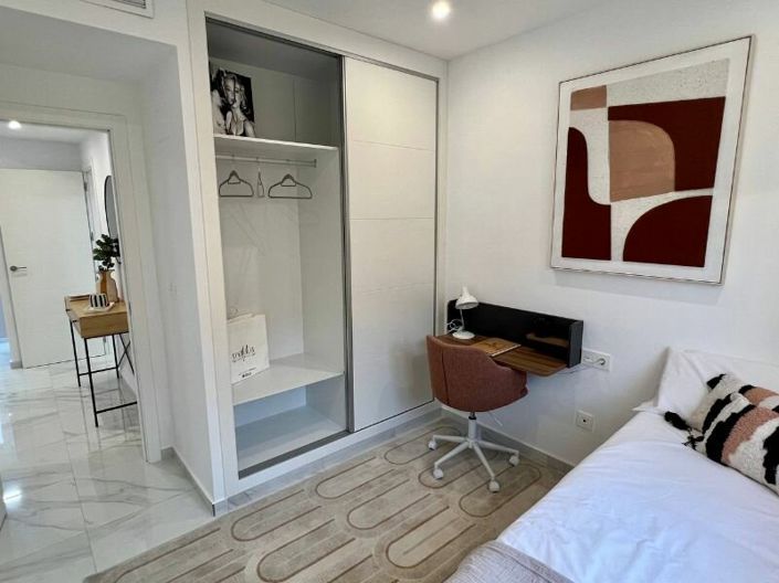 Image No.16-2 Bed Apartment for sale