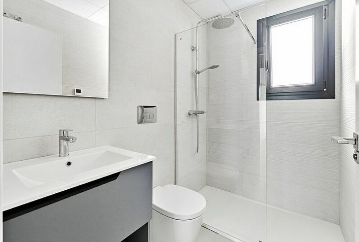 Image No.6-2 Bed Apartment for sale