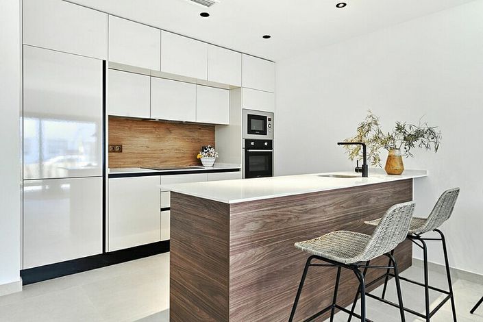 Image No.5-2 Bed Apartment for sale