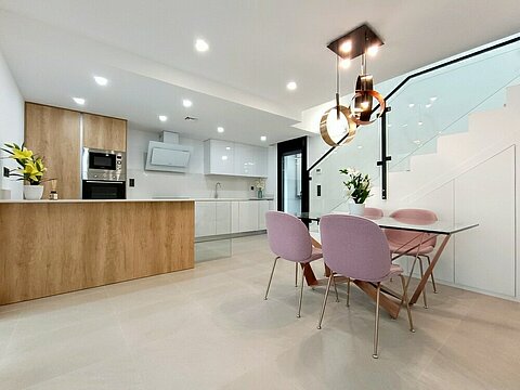 Image No.2-3 Bed Villa for sale