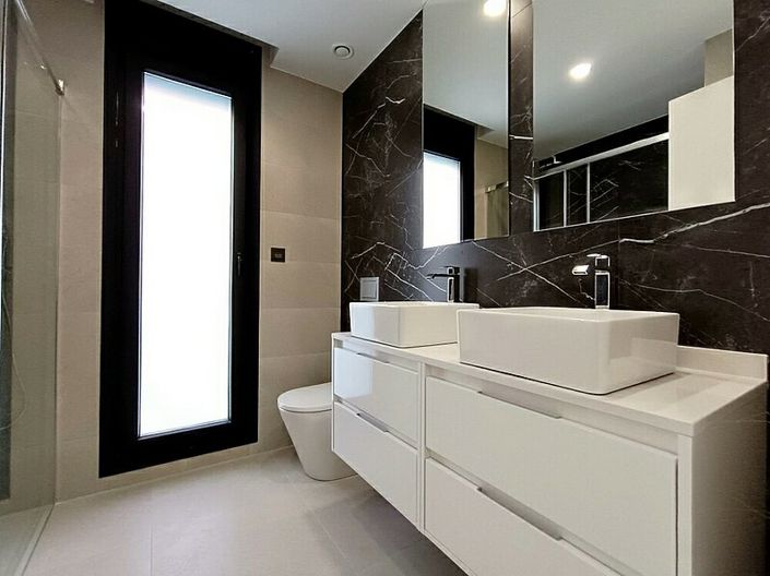 Image No.6-3 Bed Villa for sale