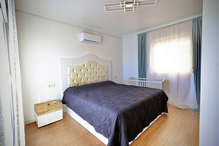 Image No.6-4 Bed Villa for sale