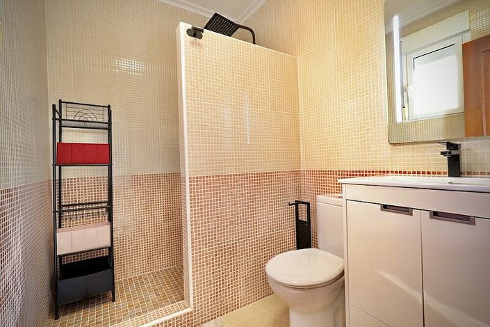 Image No.7-4 Bed Villa for sale