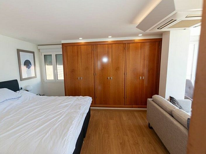 Image No.11-3 Bed Apartment for sale