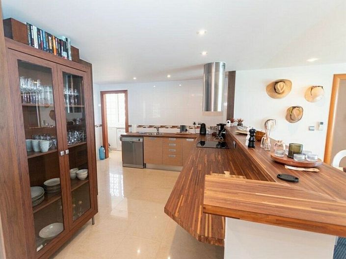 Image No.6-3 Bed Apartment for sale