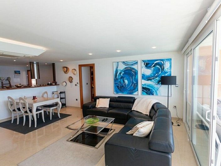 Image No.8-3 Bed Apartment for sale