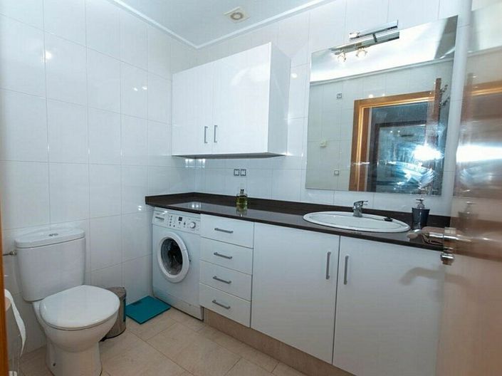 Image No.10-3 Bed Apartment for sale