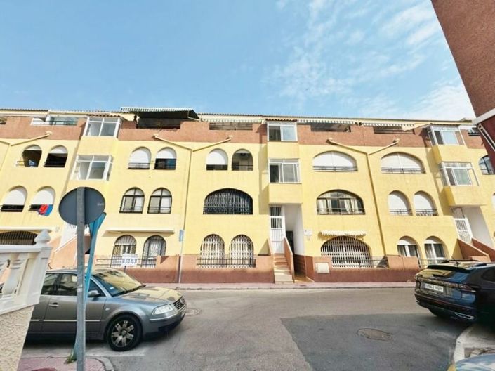 Image No.8-2 Bed Apartment for sale