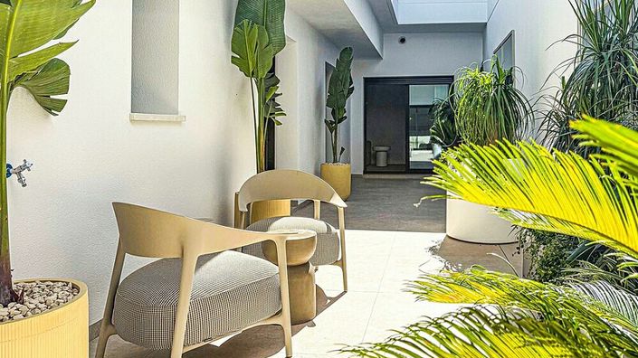 Image No.8-4 Bed Villa for sale