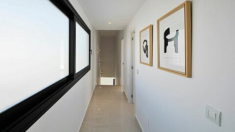 Image No.7-4 Bed Villa for sale