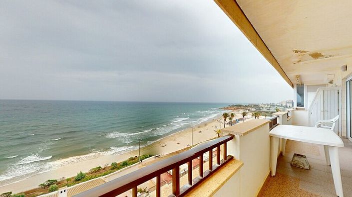 Image No.8-2 Bed Apartment for sale